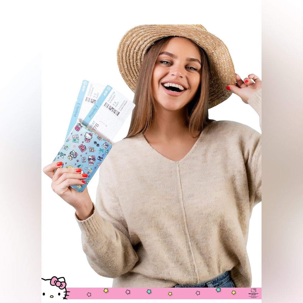 HELLO KITTY PASSPORT HOLDER - Picture 2 of 9